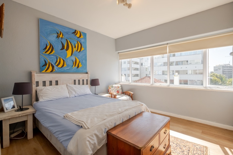 2 Bedroom Property for Sale in Sea Point Western Cape